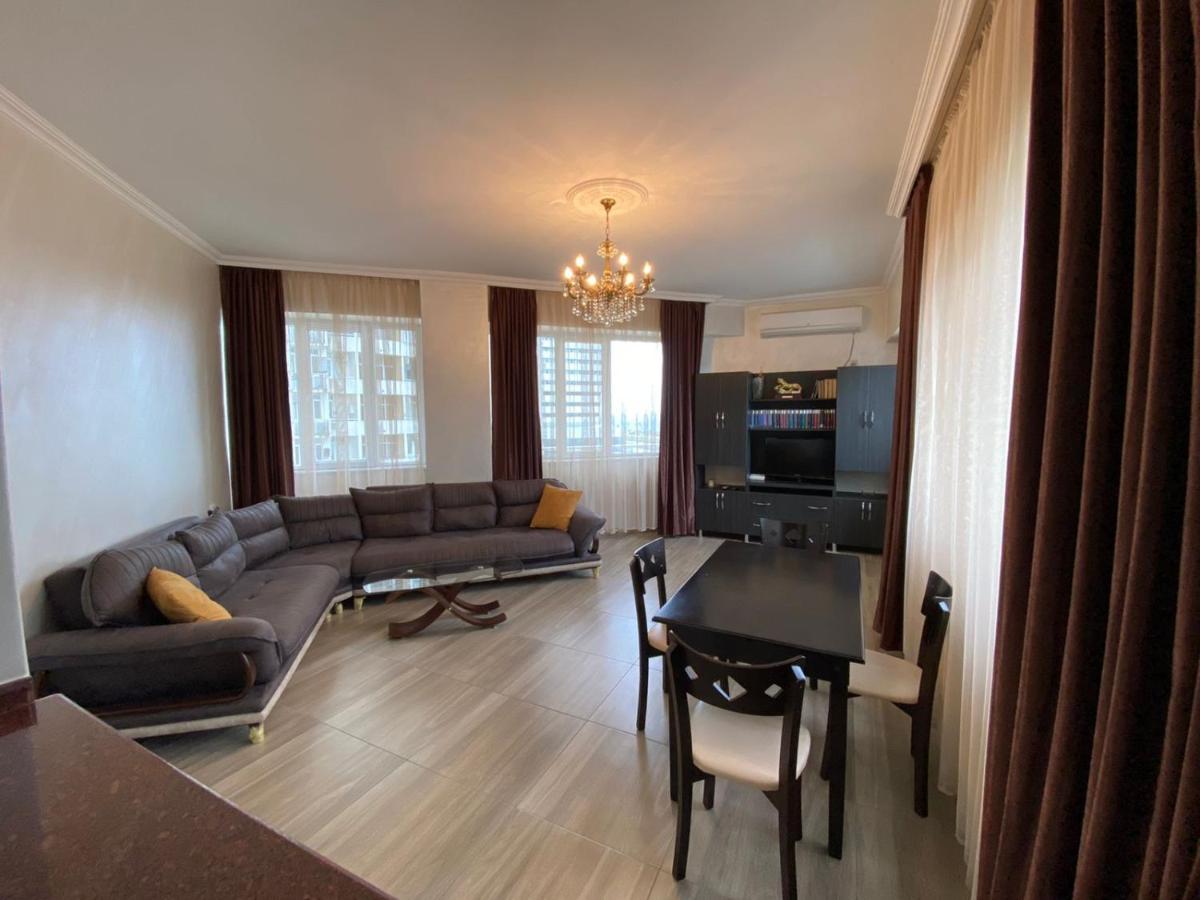 Gorgiladze Black Sea Apartment Batumi Exterior photo