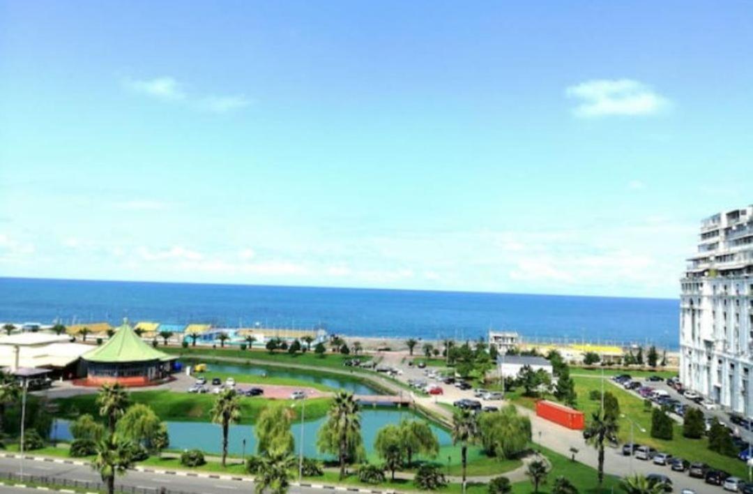 Gorgiladze Black Sea Apartment Batumi Exterior photo
